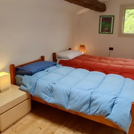 Quarto em Acomodações Particulares Monte Adone *